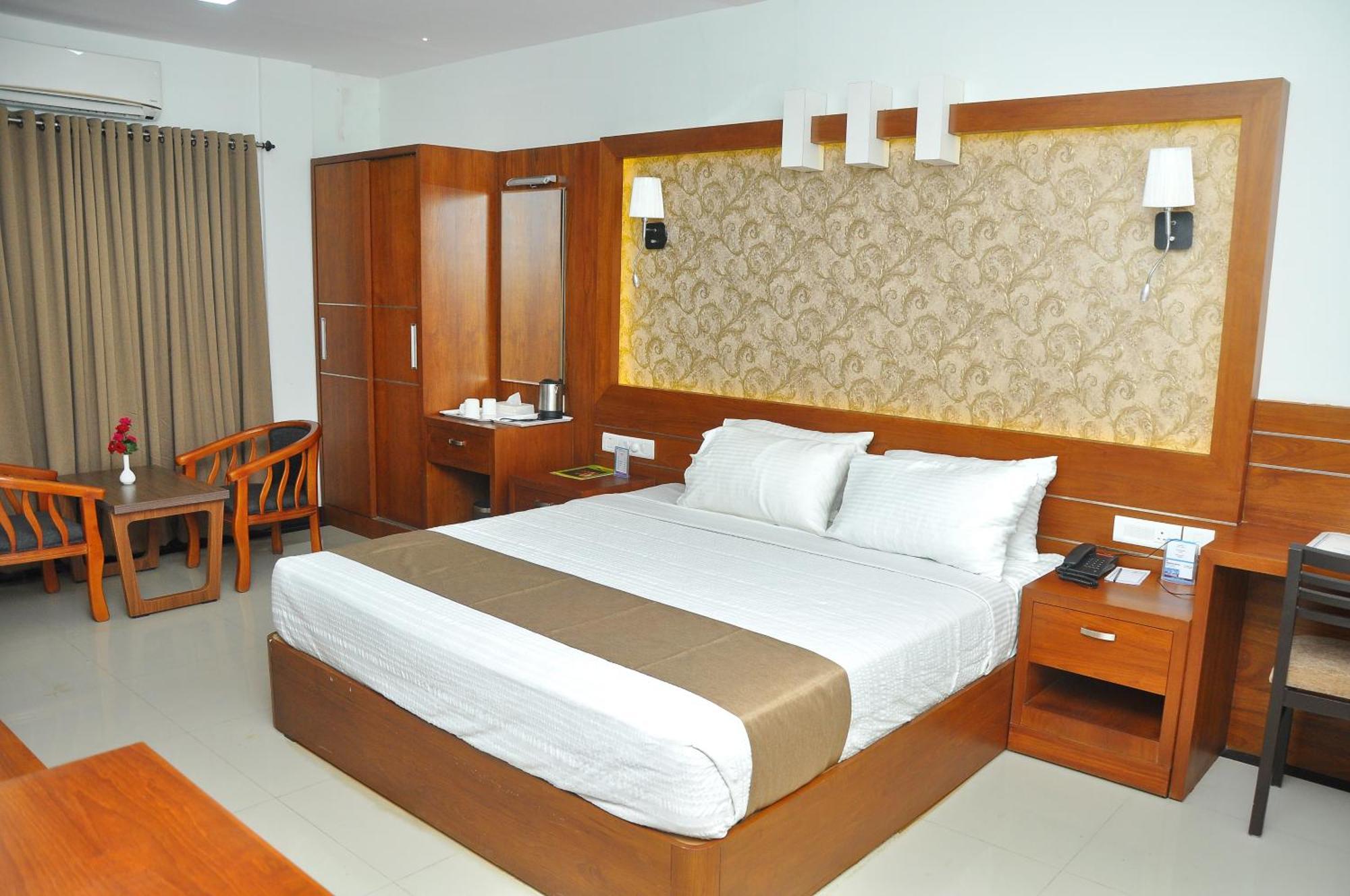 Kallada Mamatha Motels Kunnamkulam 외부 사진
